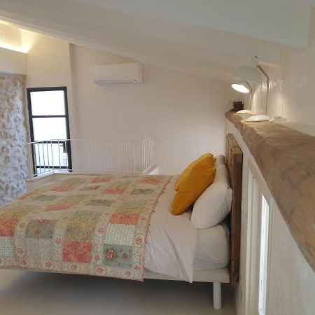 Casa Guiraud, Cosy And Welcoming Townhouse Villa โปเญนซา ภายนอก รูปภาพ