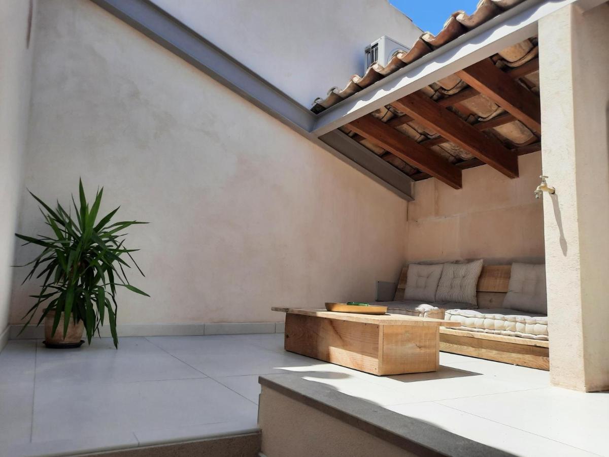 Casa Guiraud, Cosy And Welcoming Townhouse Villa โปเญนซา ภายนอก รูปภาพ