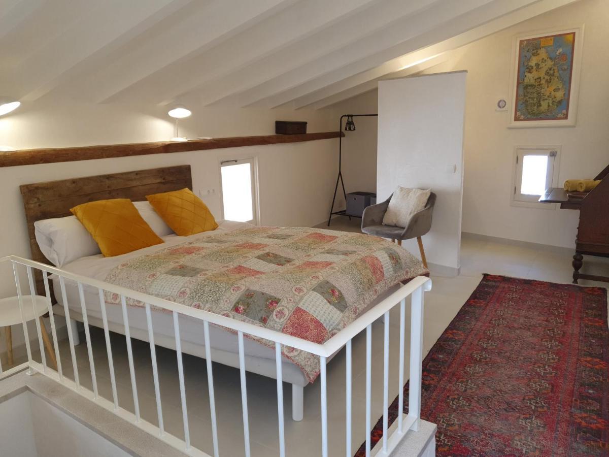 Casa Guiraud, Cosy And Welcoming Townhouse Villa โปเญนซา ภายนอก รูปภาพ