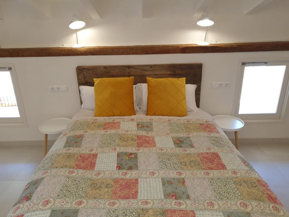 Casa Guiraud, Cosy And Welcoming Townhouse Villa โปเญนซา ภายนอก รูปภาพ